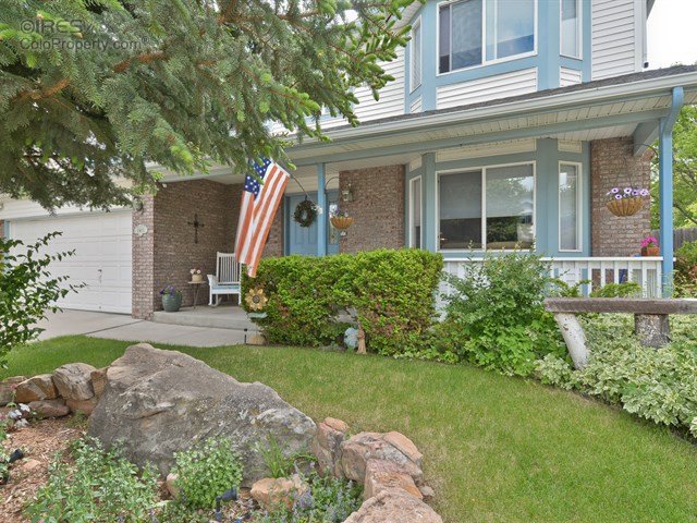 For Sale: 2415 Maplewood Cir W Longmont, CO 80503