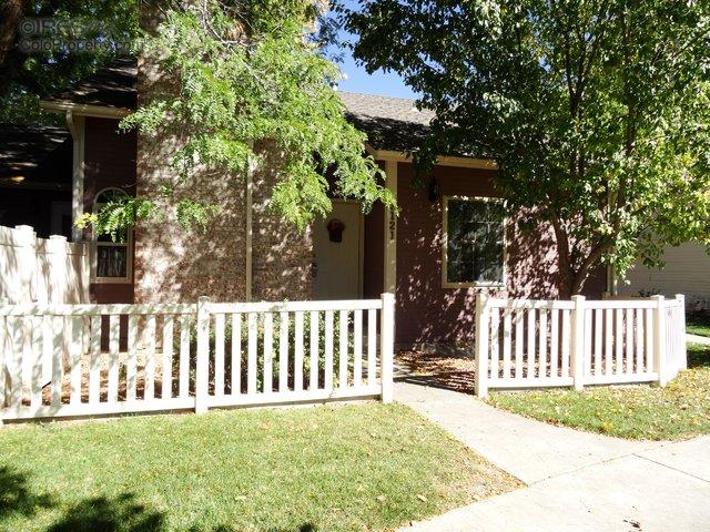 3121 Lake Park Way