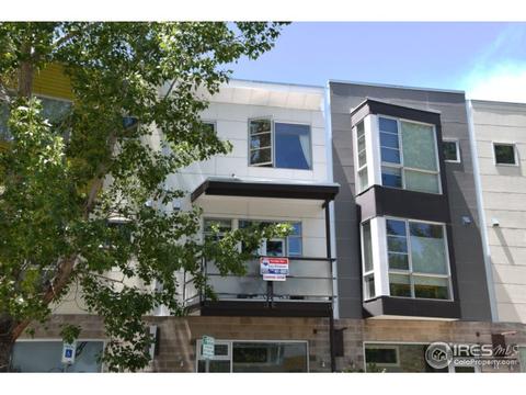 1379 Charles Dr #4