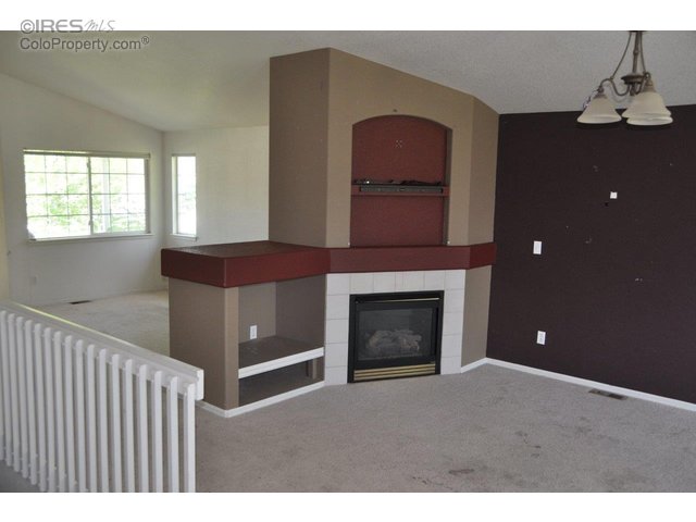 For Sale: 2116 Santa Fe Dr Longmont, CO 80504