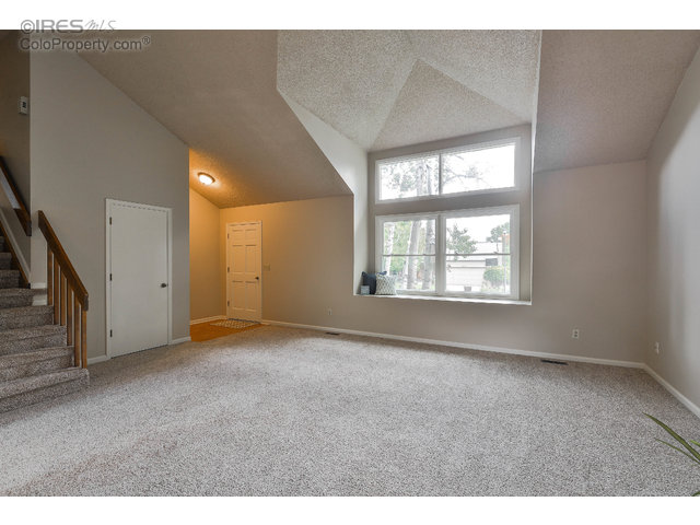 4319 Kingsbury Dr