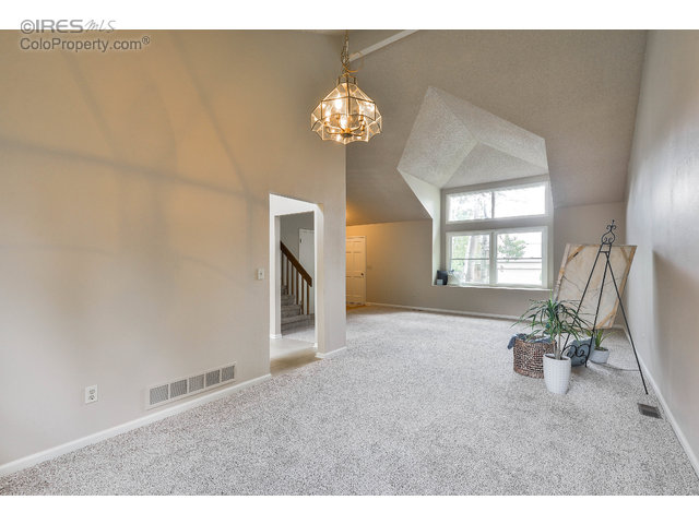 4319 Kingsbury Dr