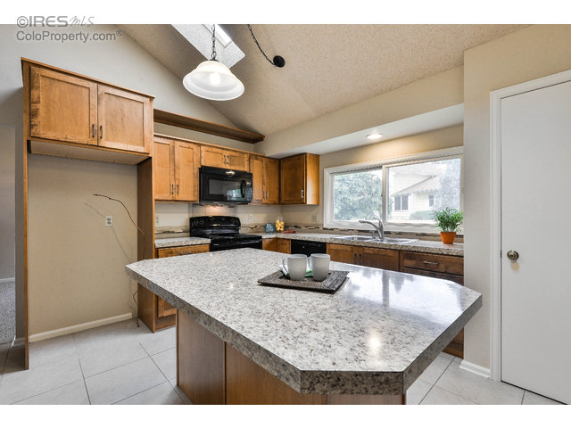 4319 Kingsbury Dr