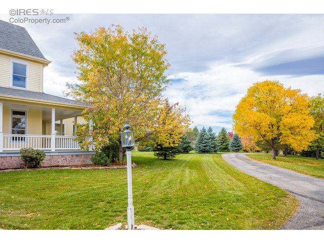 2801 Hearthstone Dr