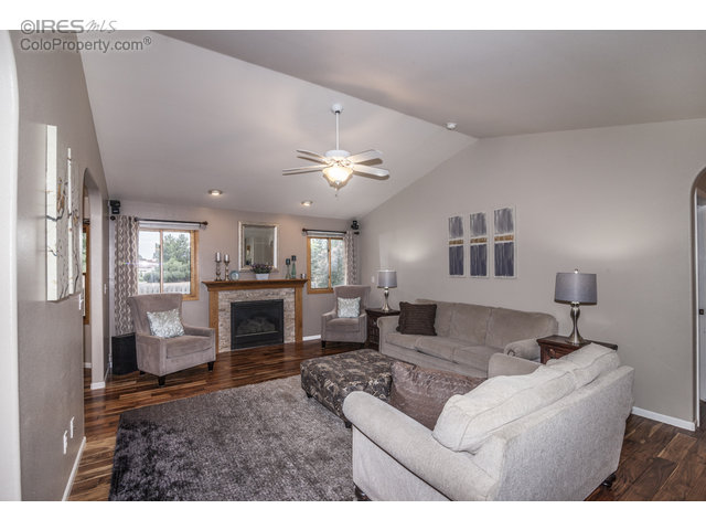 1044 W 44th St