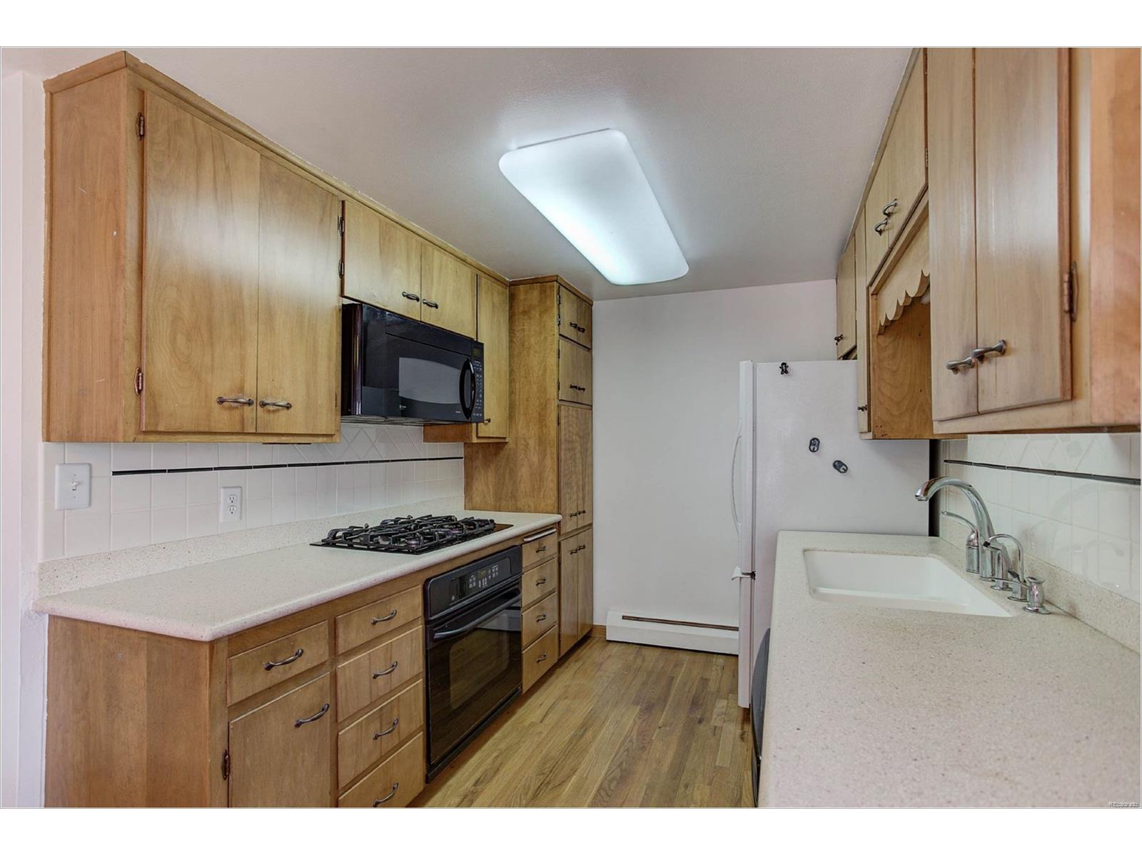 205 S 6th Ave