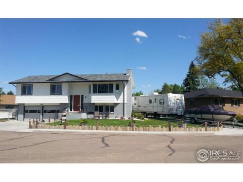 425 Maple Ave