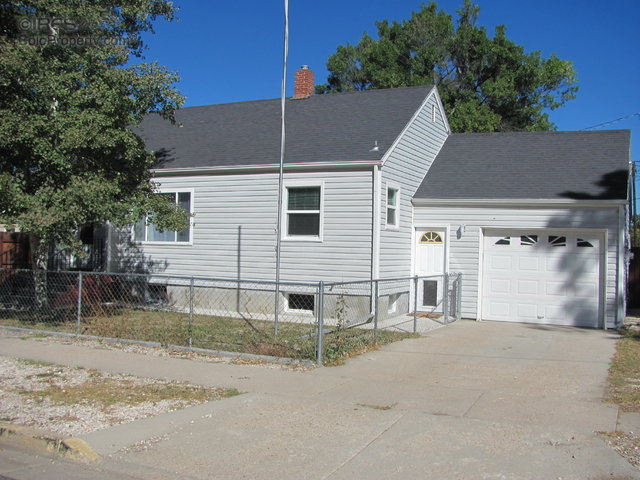 215 Eaton St