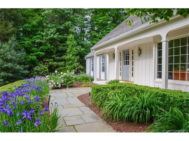 For Sale: 45 Reverknolls Avon, CT 06001