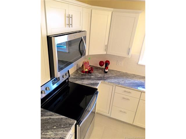 12 Arnold Dr