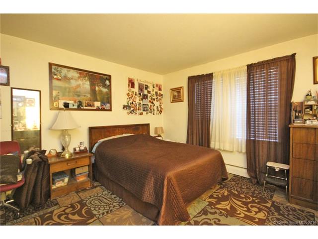 For Sale: 1079 Blue Hills Ave #F Bloomfield, CT 06002