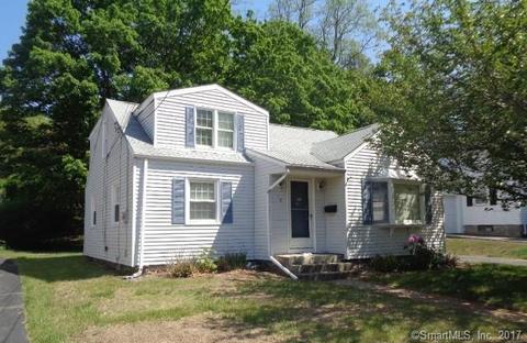 18 Winthrop St