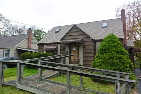 18 Winthrop St