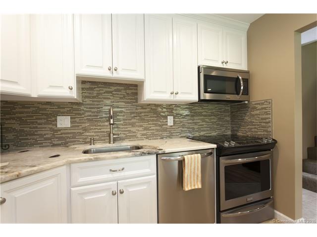 For Sale: 565 Clark Ave #APT 69 Bristol, CT 06010