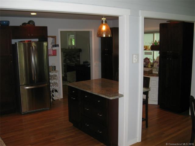 68 Savarese Ln
