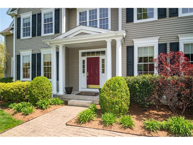 10 Ellsworth Ln, Canton CT 06019