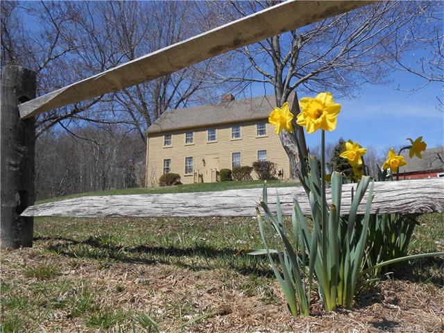 For Sale: 124 Bunker Hill Rd Canton, CT 06019