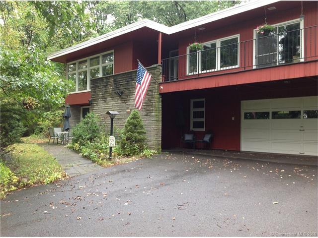 88 Ellington Ave