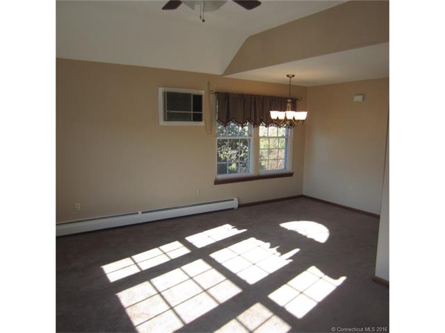 14 Pinney St #20