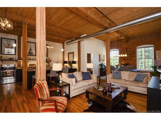 10 Main St #320