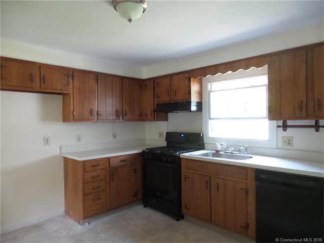 For Sale: 47 Galaxy Dr Manchester, CT 06040