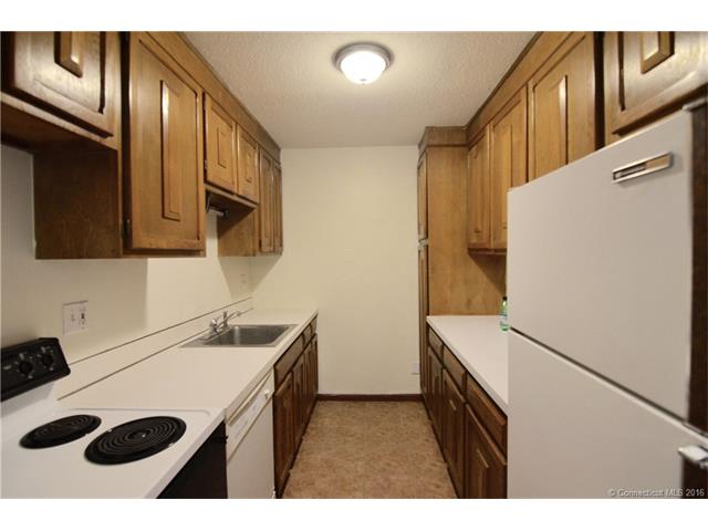 32 Thompson Rd #5C
