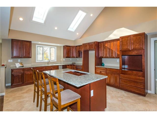331 Bush Hill Rd