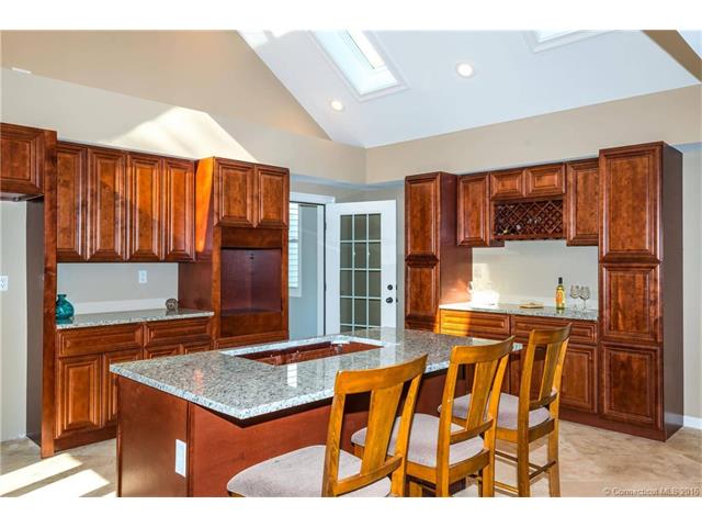331 Bush Hill Rd