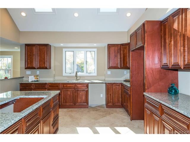 331 Bush Hill Rd
