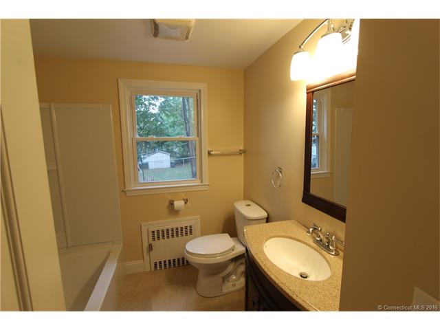 12 Greenfield Dr