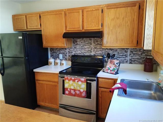 30 New Hampshire Dr #7A