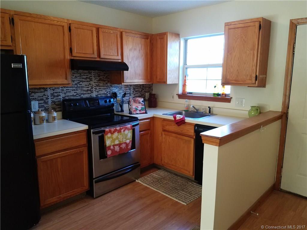 30 New Hampshire Dr #7A