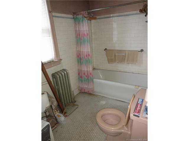 For Sale: 425 Hart St New Britain, CT 06052