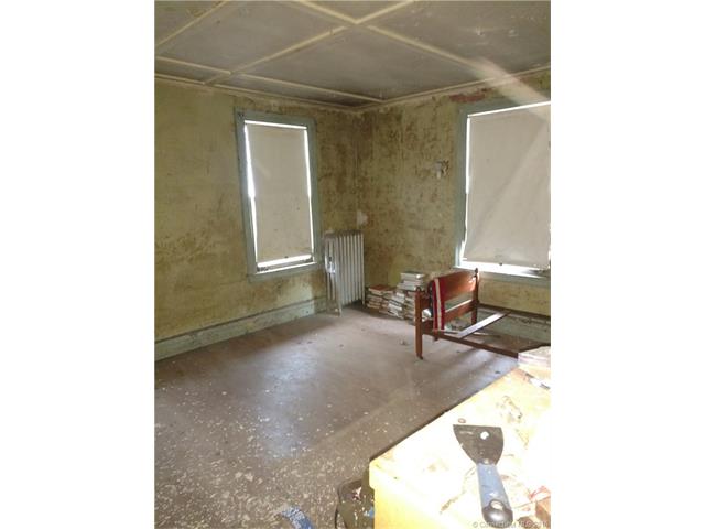 For Sale: 425 Hart St New Britain, CT 06052