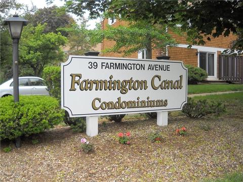 40 Northampton Ln #40