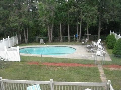 81 Fox Hill Rd