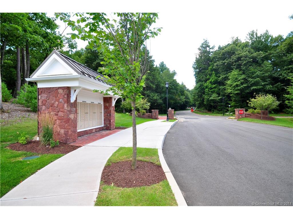 Unit 42 Carson Way