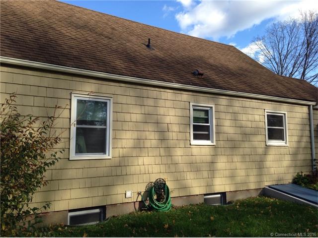 71 Maple Ridge Dr