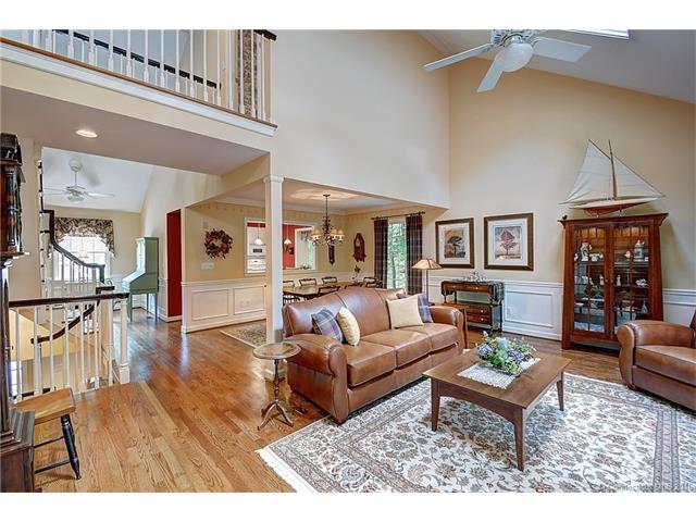 For Sale: 127 S Mill Dr #APT 127 South Glastonbury, CT 06073