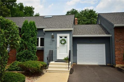 121 Edgewood Dr
