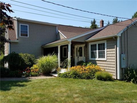 19 Candlewood Dr