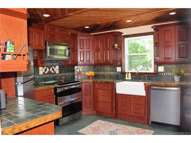 For Sale: 5 Carter Dr Tolland, CT 06084