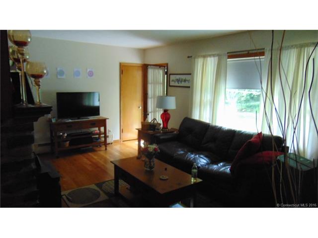 For Sale: 6 Cedar Ln Unionville, CT 06085