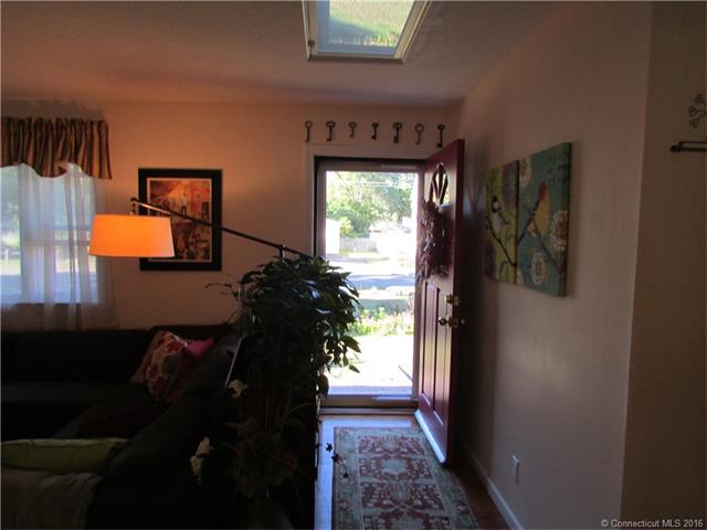 85 Andover Rd