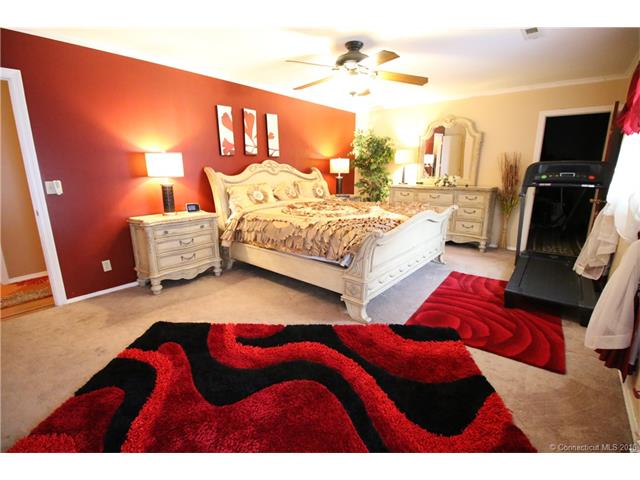 7 Polk Ln