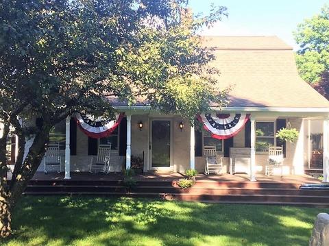 203 E Lake St