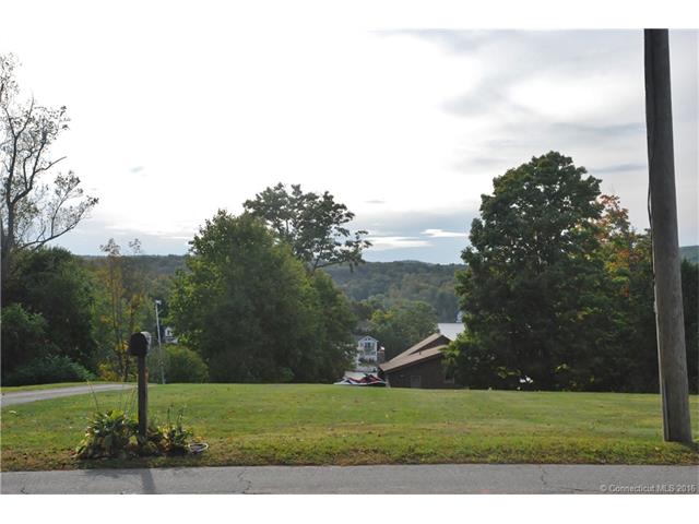 88 E Lake St