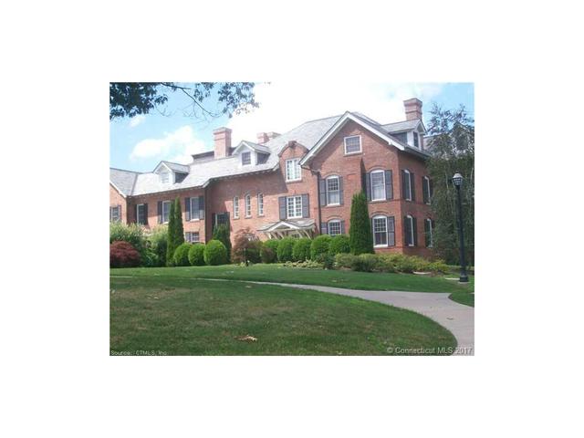 52 Old Farm Dr