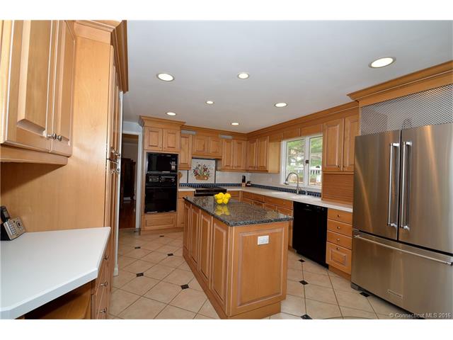150 Cliffmore Rd