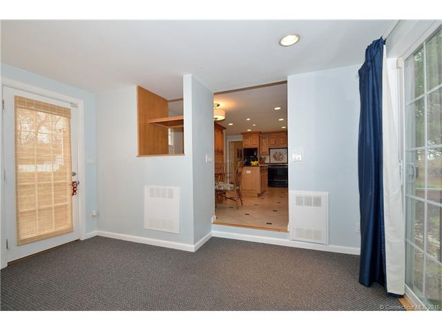 150 Cliffmore Rd